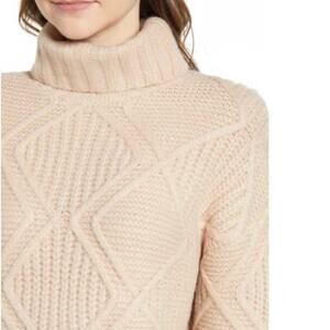 Caslon Tan Diamond Cable Knit Sweater